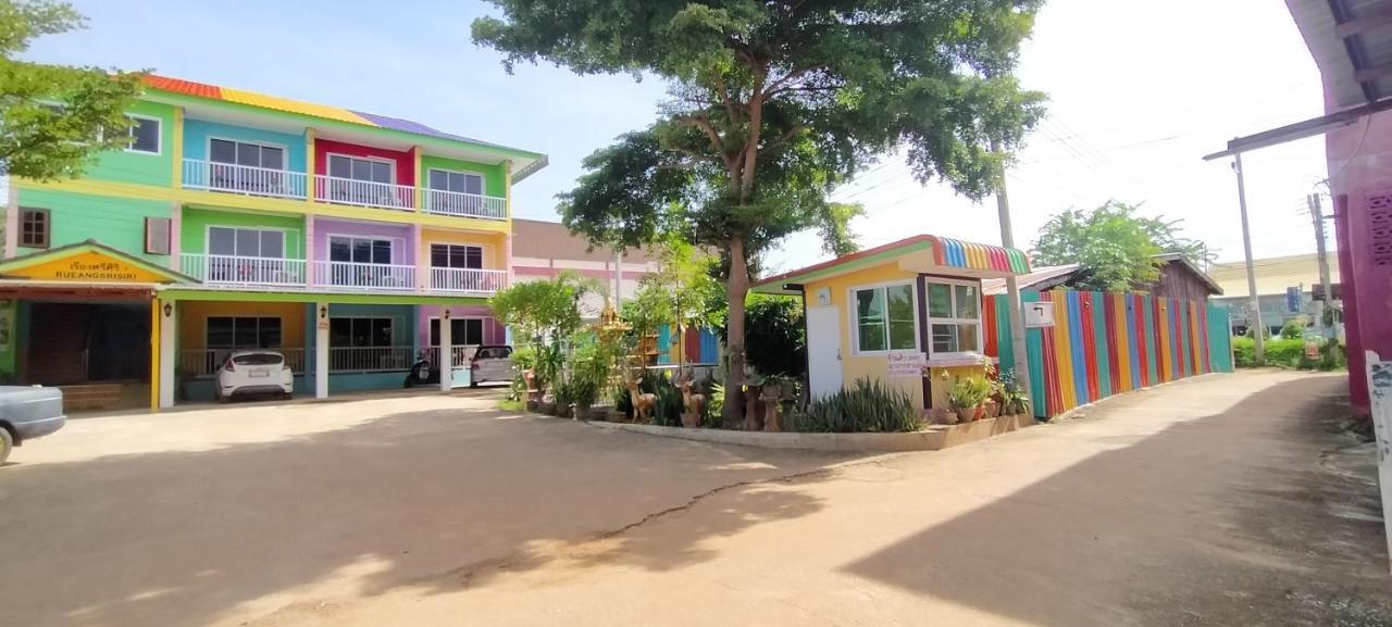 Rueangsrisiri Guesthouse 2 Szukhothaj Kültér fotó