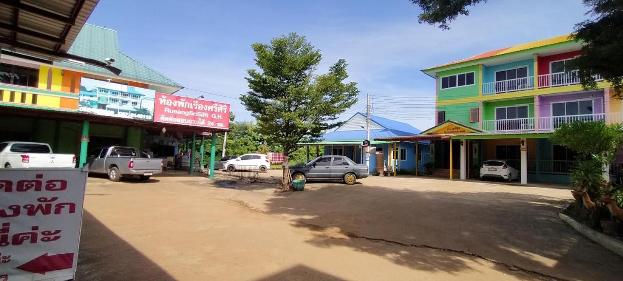 Rueangsrisiri Guesthouse 2 Szukhothaj Kültér fotó