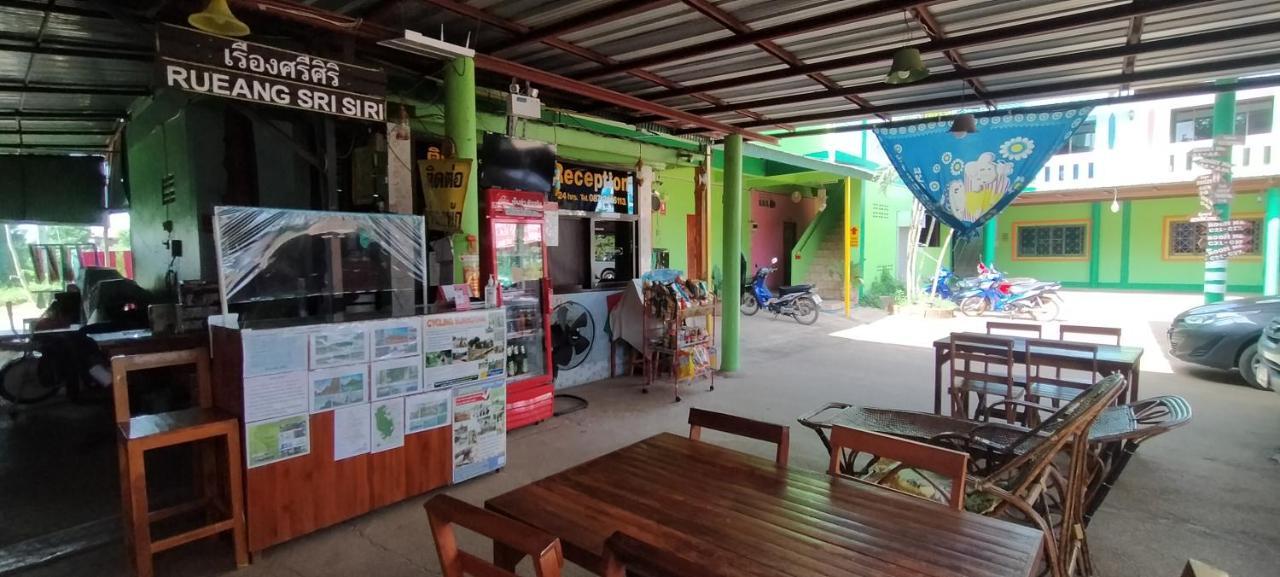 Rueangsrisiri Guesthouse 2 Szukhothaj Kültér fotó