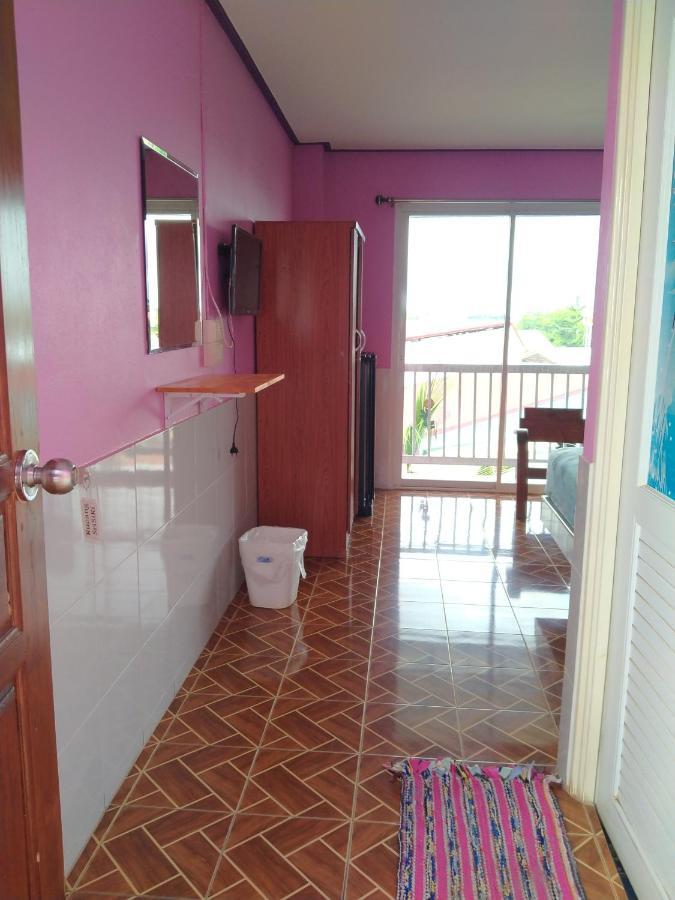 Rueangsrisiri Guesthouse 2 Szukhothaj Kültér fotó