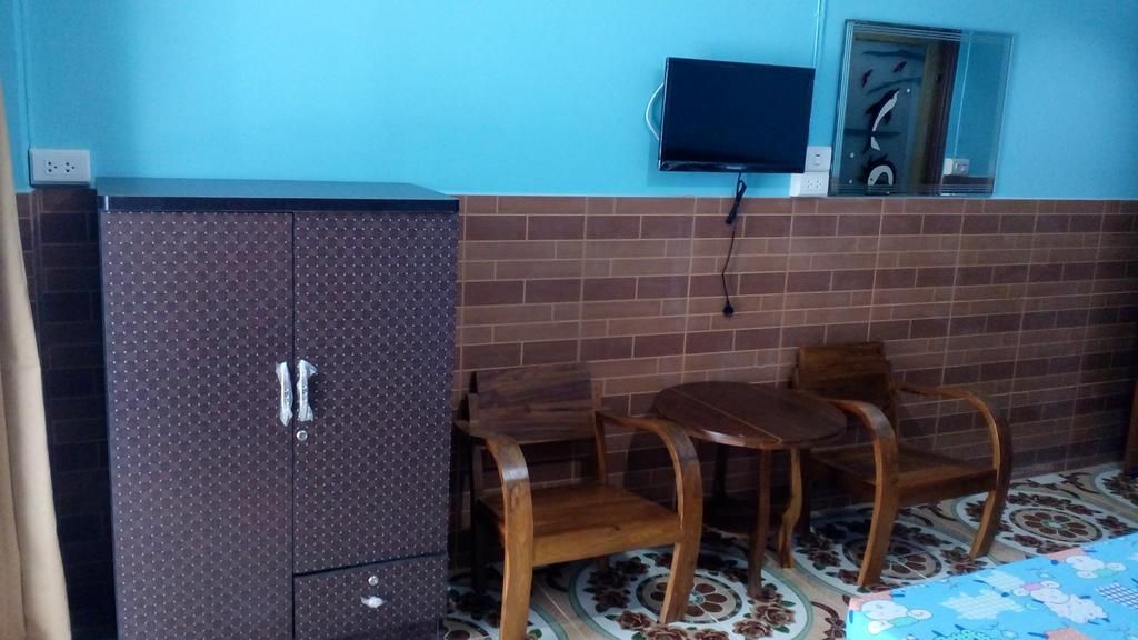 Rueangsrisiri Guesthouse 2 Szukhothaj Kültér fotó