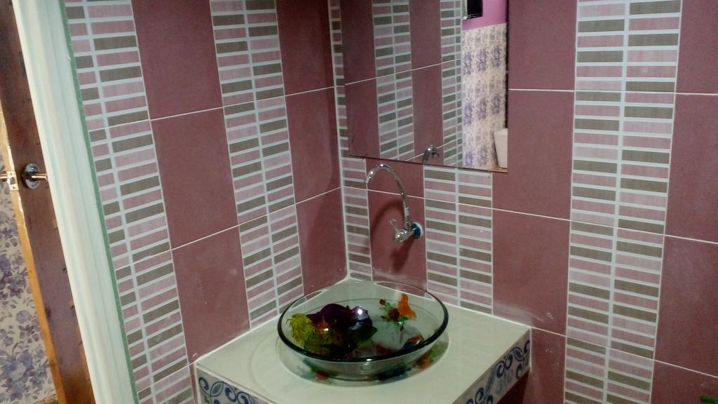 Rueangsrisiri Guesthouse 2 Szukhothaj Kültér fotó