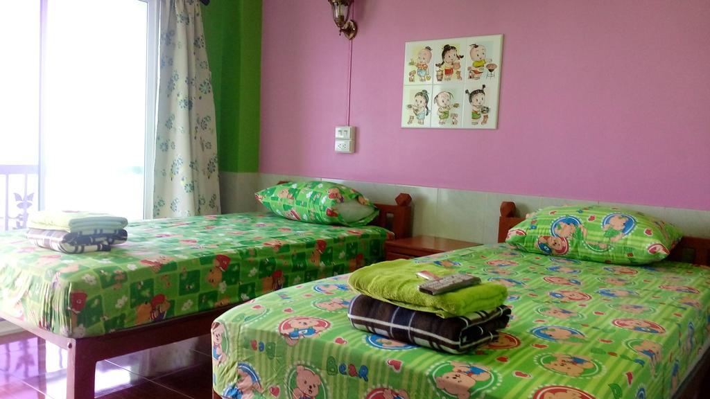 Rueangsrisiri Guesthouse 2 Szukhothaj Kültér fotó