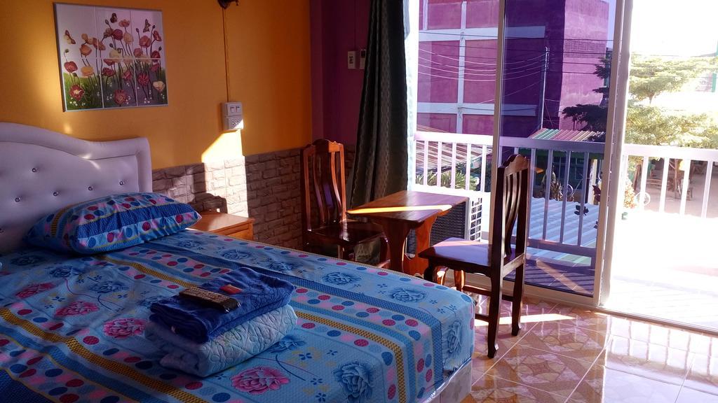 Rueangsrisiri Guesthouse 2 Szukhothaj Kültér fotó